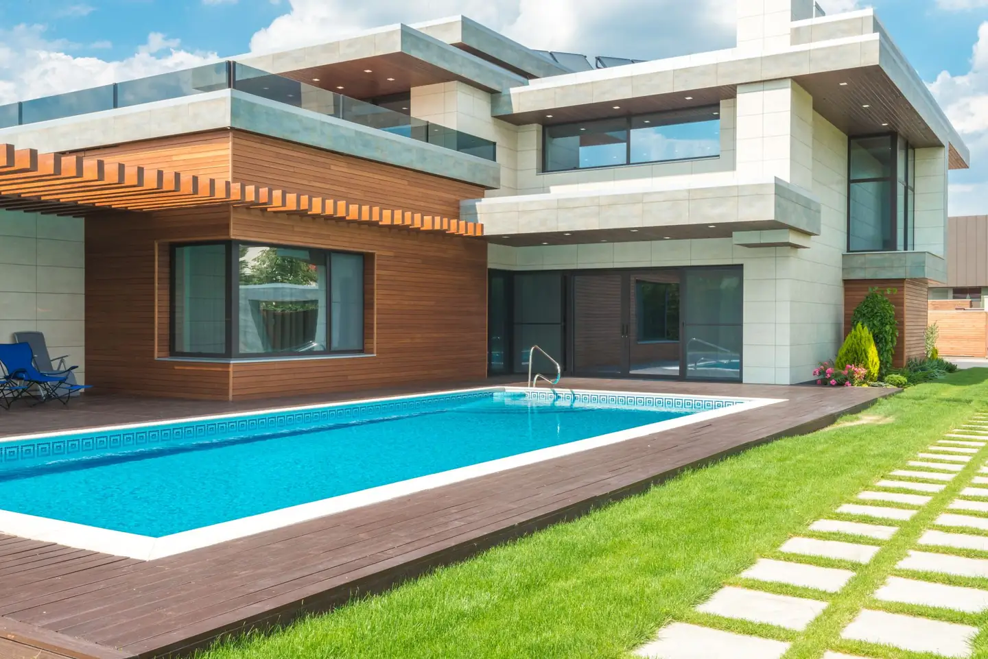 Swimming pool built in Collaroy Plateau West, NSW
